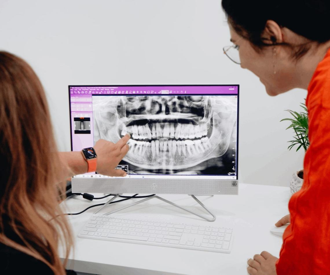 What is Dental Software? What Kind of Software Do Dentists Use?